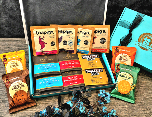 Luxury Tea & Biscuits Gift Box