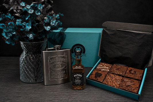 Jack Daniel's Hip Flask With Whisky & Chocolate